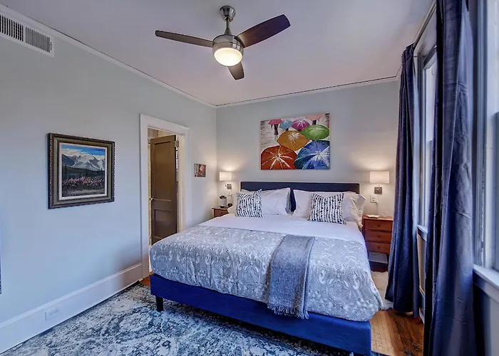The Home Collection Clt: Lamar Avenue
